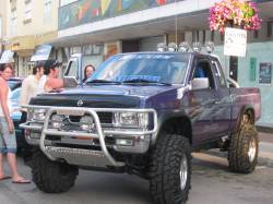 Nissan Hardbody - mud-king