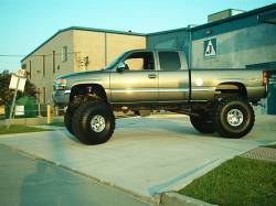 Nissan  - 97 4x4 HB
