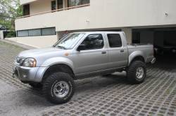 Nissan Frontier - Giovanni