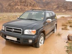 Nissan Pathfinder - mashrf omri