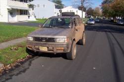 Nissan Pathfinder - tomB
