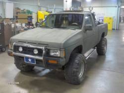 Nissan Hardbody - Doberman