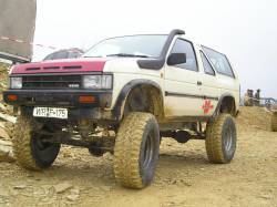 Nissan Pathfinder - 