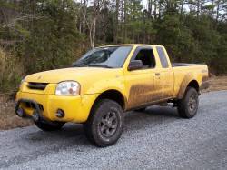 Nissan Frontier - TRUCKYBALLZ