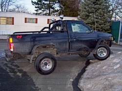Nissan Hardbody - nick