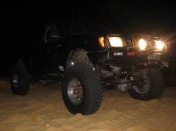 Nissan Frontier - G A T O R