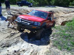 Nissan Frontier - 