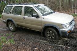 Nissan Pathfinder - Fukinitupagain