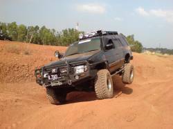 Nissan Pathfinder - andre