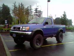 Nissan Frontier - supersnowhead