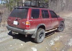 Nissan Pathfinder - Jon Lamarche