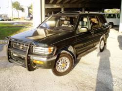 Nissan Pathfinder - FLYNVERTD