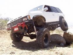 Nissan Pathfinder - bodyman909