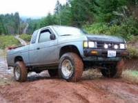 Nissan Hardbody - Mud-Slut