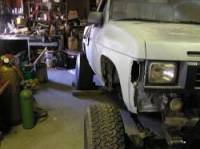 Nissan Hardbody - jack