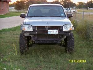 Nissan  - 2003 nissan crew cab