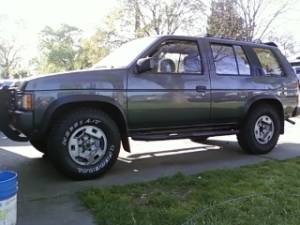 Nissan Pathfinder - Mengs Pathy