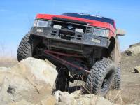 Nissan Pathfinder - 95 Pathy SAS V6 - Flexed!