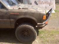 Nissan 720 - New bumper 3