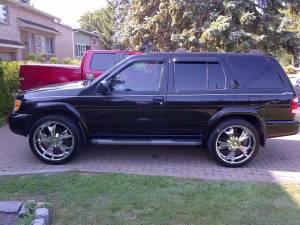 Nissan Pathfinder - 2004 Pathfinder on 22's