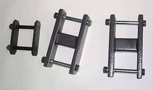 4X4 Parts - 4x4 Parts Hardbody Rear Lift Shackles - Image 1