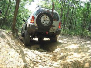 4X4 Parts - 4x4 Parts Xterra Rear Bumper & Tire Carrier - Image 2